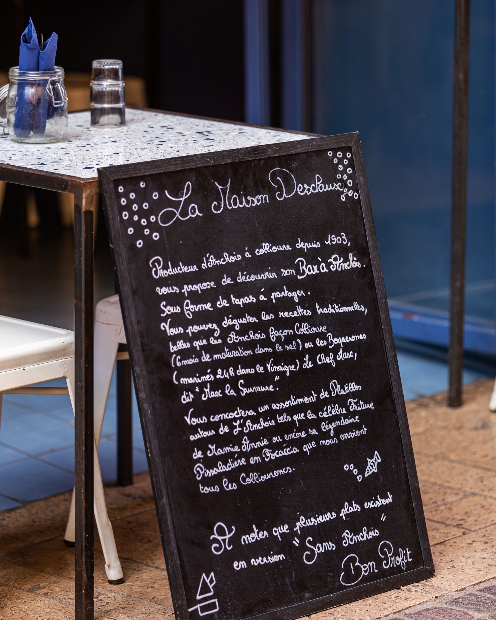 Si vous n’avez pas encore mangés au bar à anchois, ceci est le signe que vous attendiez pour ven...